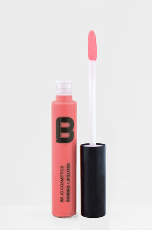 bb-jo-cosmetics-lips-shining-lipgloss-01-front