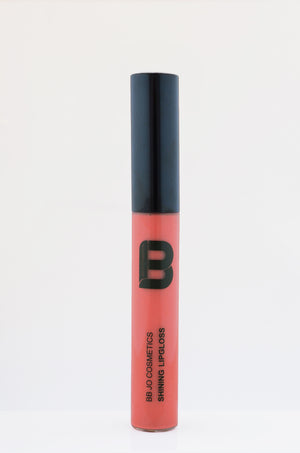 bb-jo-cosmetics-lips-shining-lipgloss-01-side