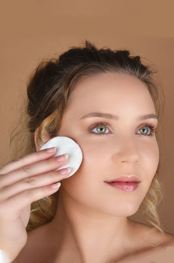 beauty-water-oil-bb-jo-cosmetics-model-1