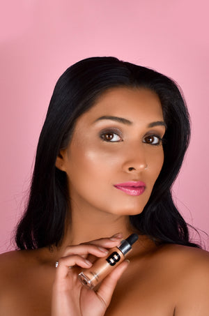 liquid-highlighter-bb-jo-cosmetics-model-2